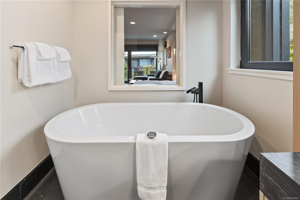2202-596 Marine Drive, Ucluelet, BC, V0R 3A0 - 13