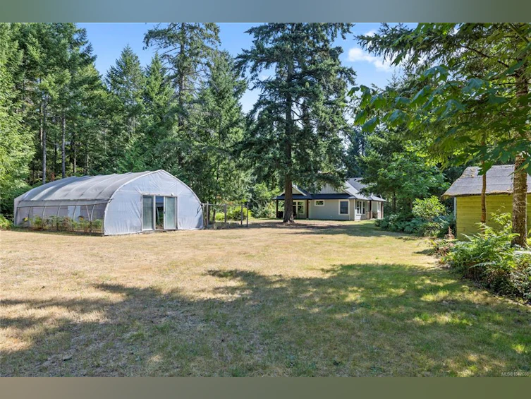 480 Oakdowne Road, Qualicum Beach, BC, V9K 2G1 - 8