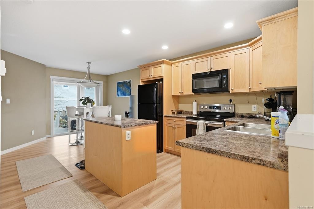 6085 Clayburn Place, Nanaimo, BC, V9V 1M6 - 4