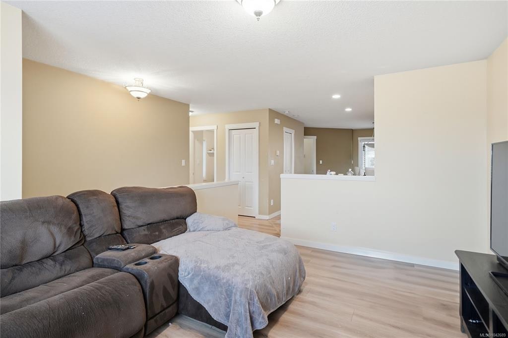 6085 Clayburn Place, Nanaimo, BC, V9V 1M6 - 13