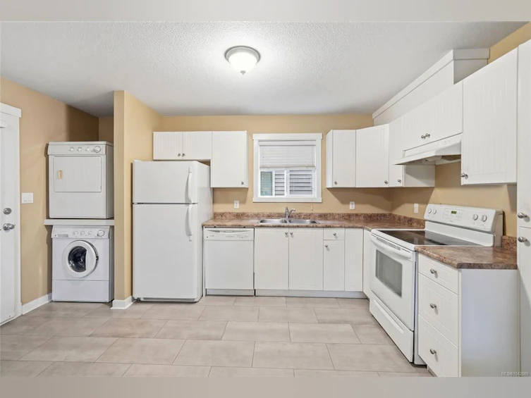 6085 Clayburn Place, Nanaimo, BC, V9V 1M6 - 25