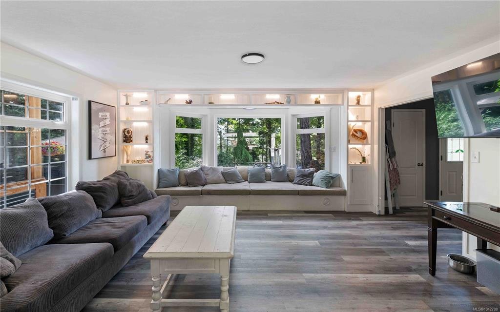 3049 Telegraph Road, Mill Bay, BC, V0R 2P0 - 12
