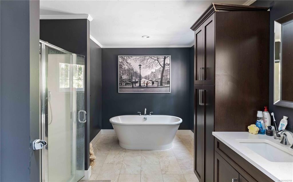 3049 Telegraph Road, Mill Bay, BC, V0R 2P0 - 31