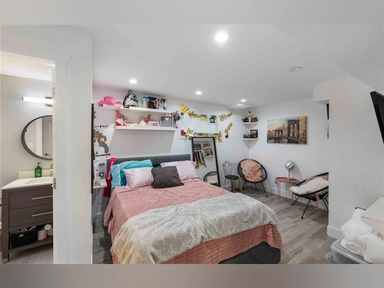 3049 Telegraph Road, Mill Bay, BC, V0R 2P0 - 41