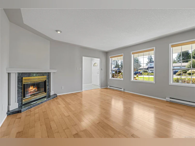 625 Forsyth Avenue, Parksville, BC, V9P 1G9 - 4