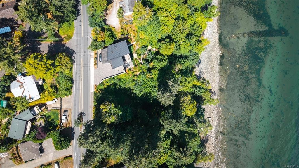 4569 Cordova Bay Road, Saanich, BC, V8X 3V6 - 7