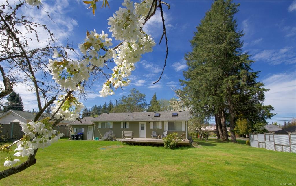 603 Johnstone Road, French Creek, BC, V9P 2A5