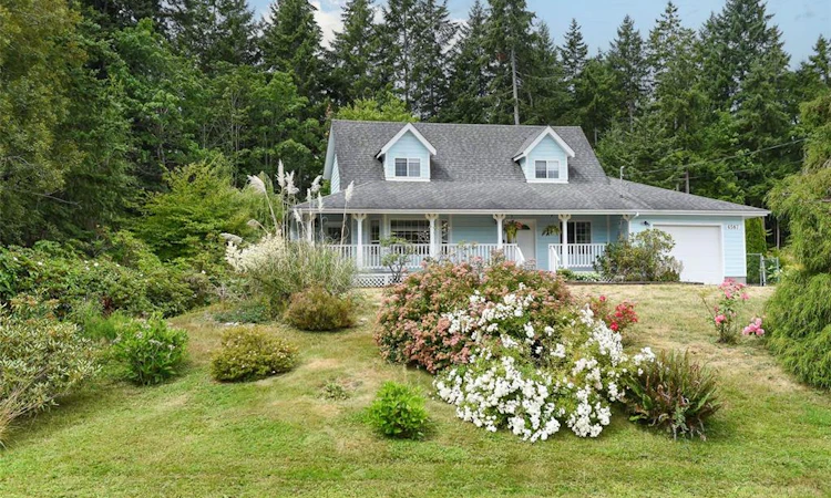 6587 Mystery Beach Road