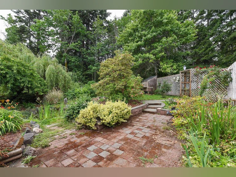 6587 Mystery Beach Road, Union Bay, BC, V0R 1W0 - 56