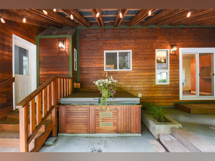 6587 Mystery Beach Road, Union Bay, BC, V0R 1W0 - 55