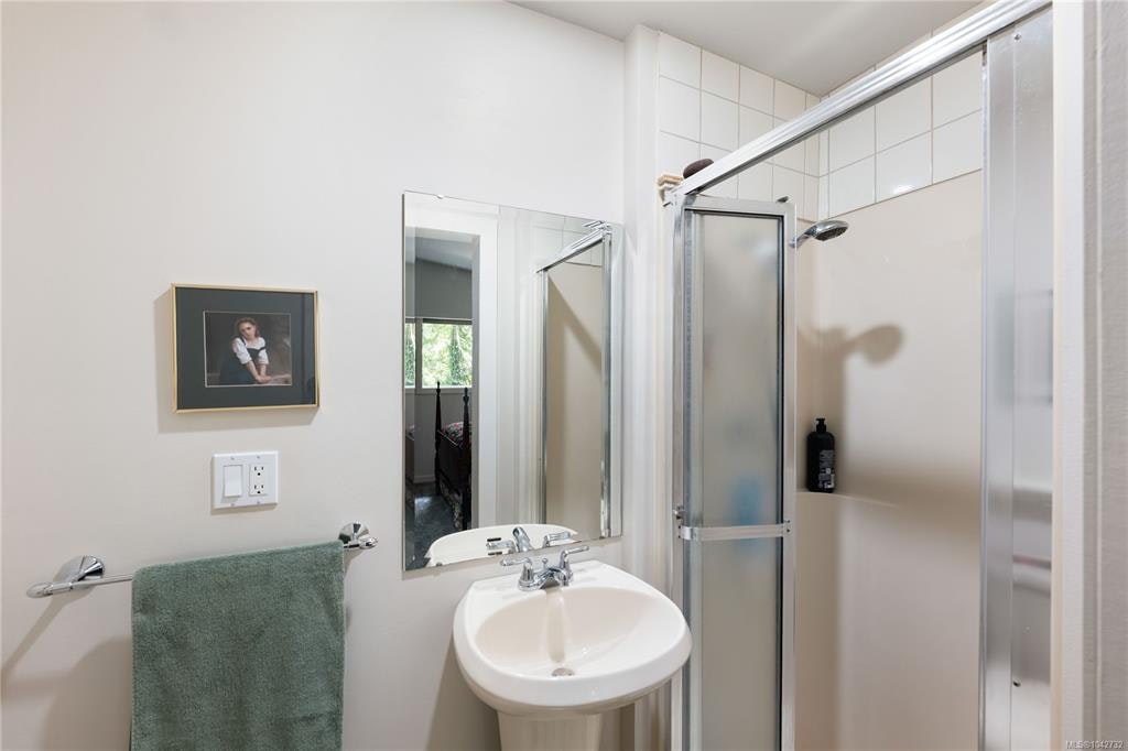 260 Dogwood Avenue, Duncan, BC, V9L 1H4 - 13