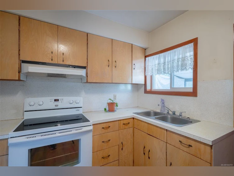 6767 Cypress Boulevard, Port Alberni, BC, V9Y 8T7 - 18