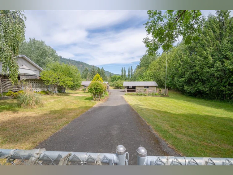 6767 Cypress Boulevard, Port Alberni, BC, V9Y 8T7 - 52