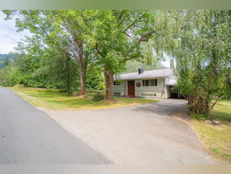 6767 Cypress Boulevard, Port Alberni, BC, V9Y 8T7