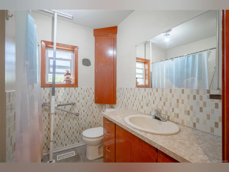 6767 Cypress Boulevard, Port Alberni, BC, V9Y 8T7 - 21