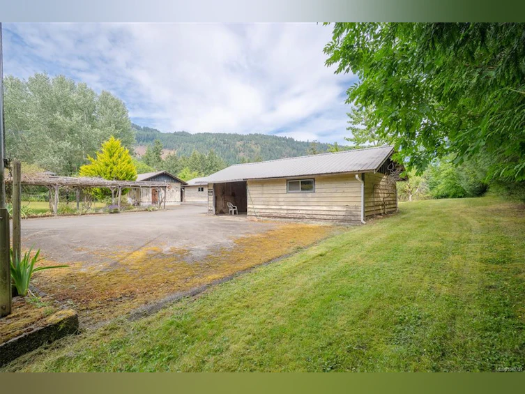 6767 Cypress Boulevard, Port Alberni, BC, V9Y 8T7 - 55