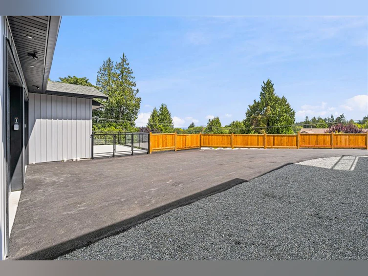 101-5311 Toms Turnabout, Nanaimo, BC, V9T 5M9 - 37