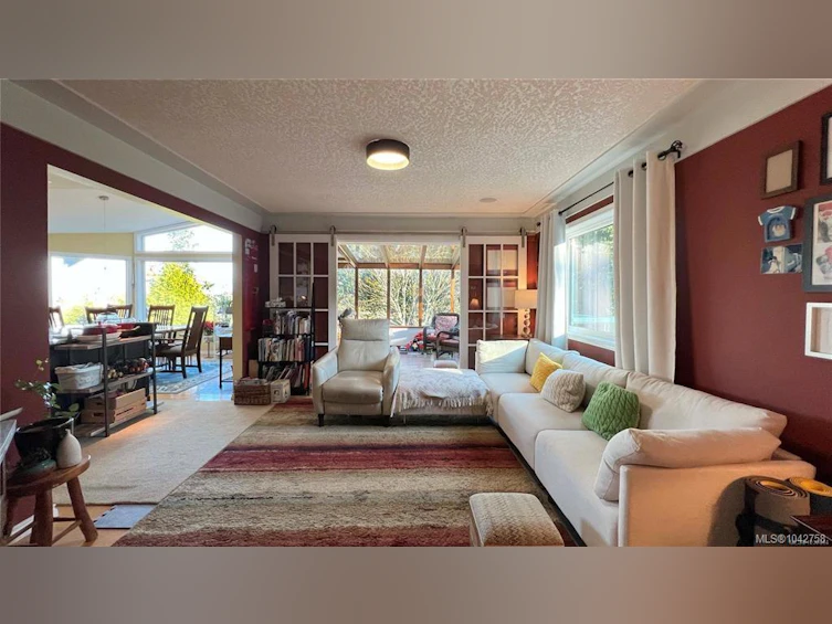 986 Seapearl Place, Saanich, BC, V8Y 2X3 - 11
