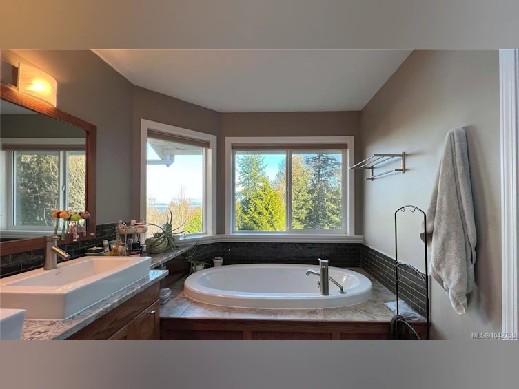 986 Seapearl Place, Saanich, BC, V8Y 2X3 - 20