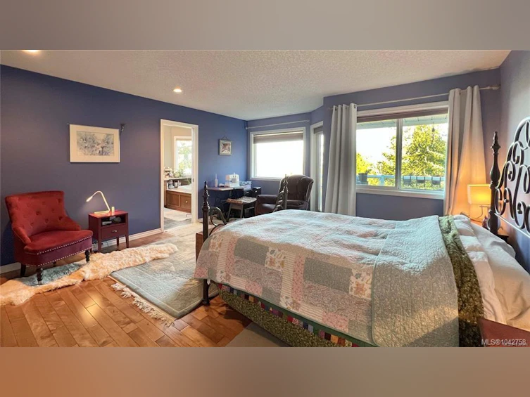 986 Seapearl Place, Saanich, BC, V8Y 2X3 - 18