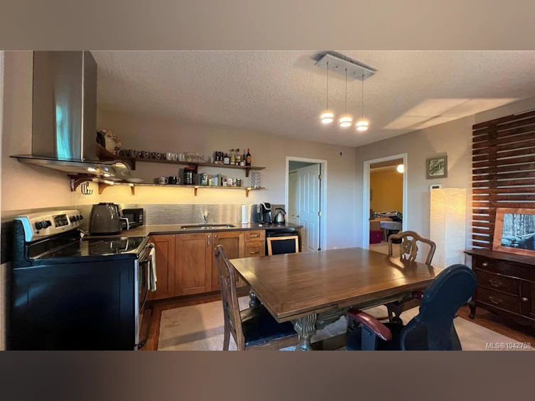 986 Seapearl Place, Saanich, BC, V8Y 2X3 - 25