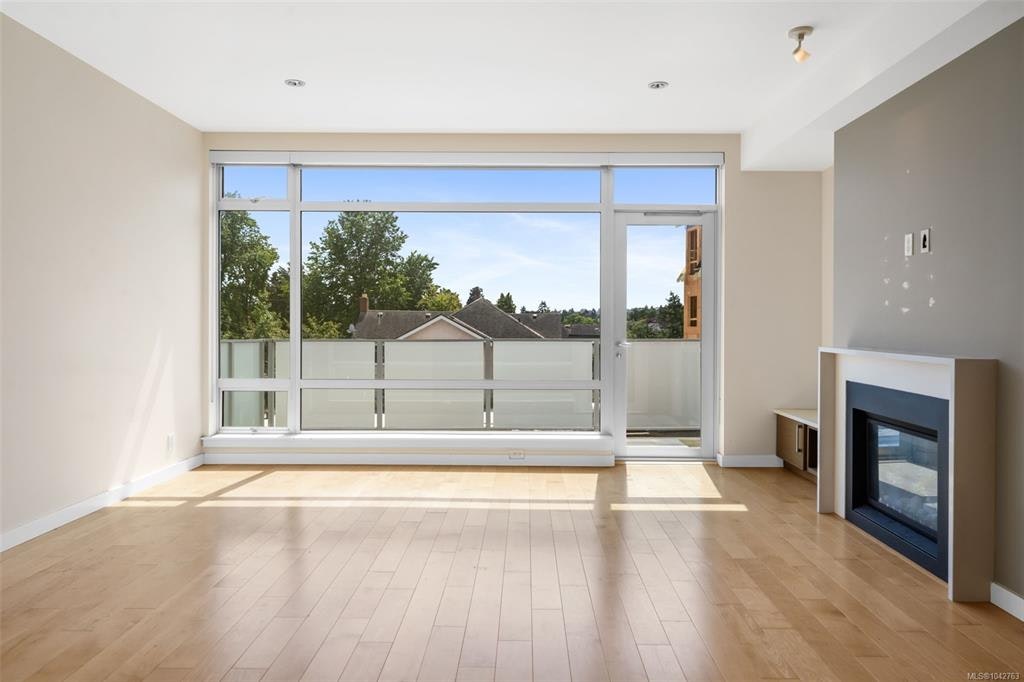 3-2830 Irma Street, Victoria, BC, V9A 1S2 - 10