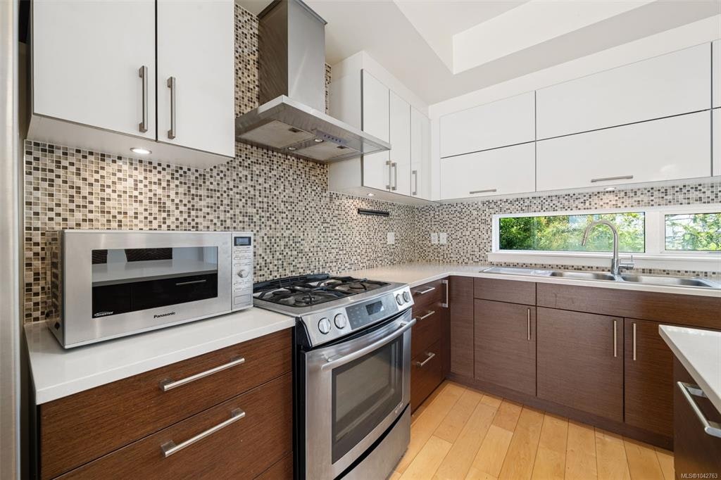 3-2830 Irma Street, Victoria, BC, V9A 1S2 - 7