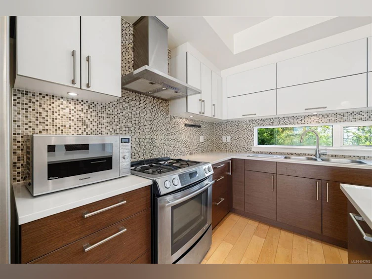 3-2830 Irma Street, Victoria, BC, V9A 1S2 - 7