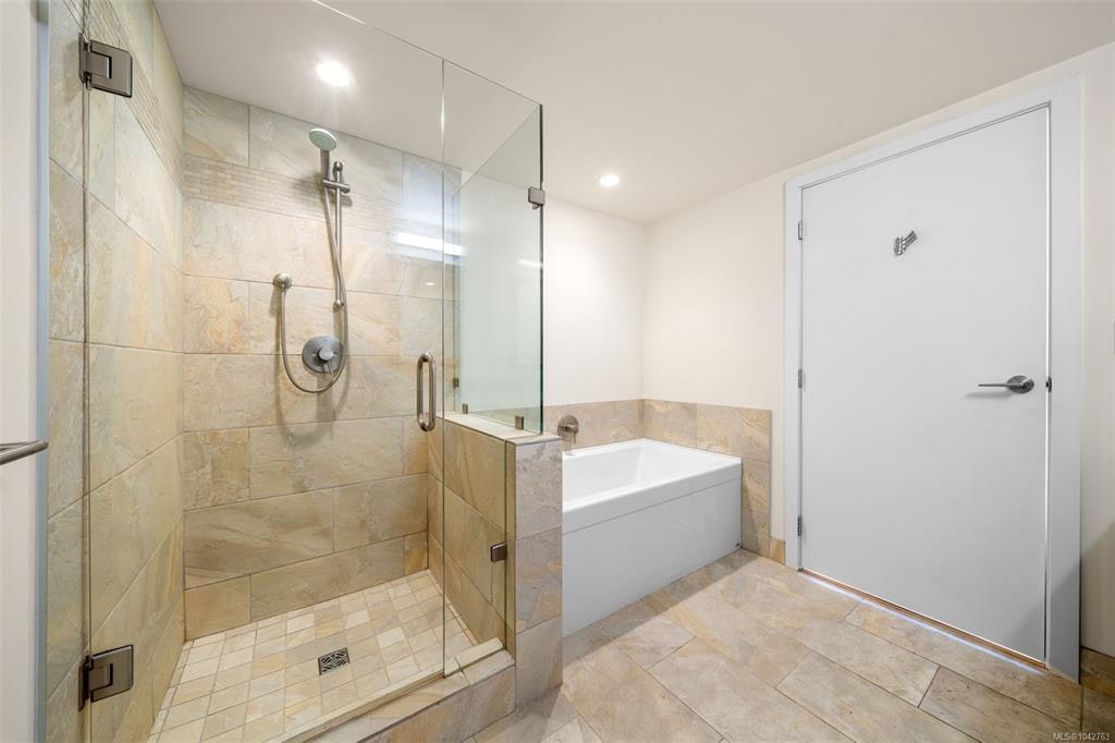 3-2830 Irma Street, Victoria, BC, V9A 1S2 - 24