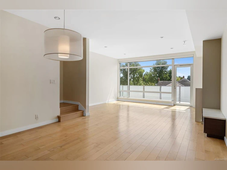3-2830 Irma Street, Victoria, BC, V9A 1S2 - 11