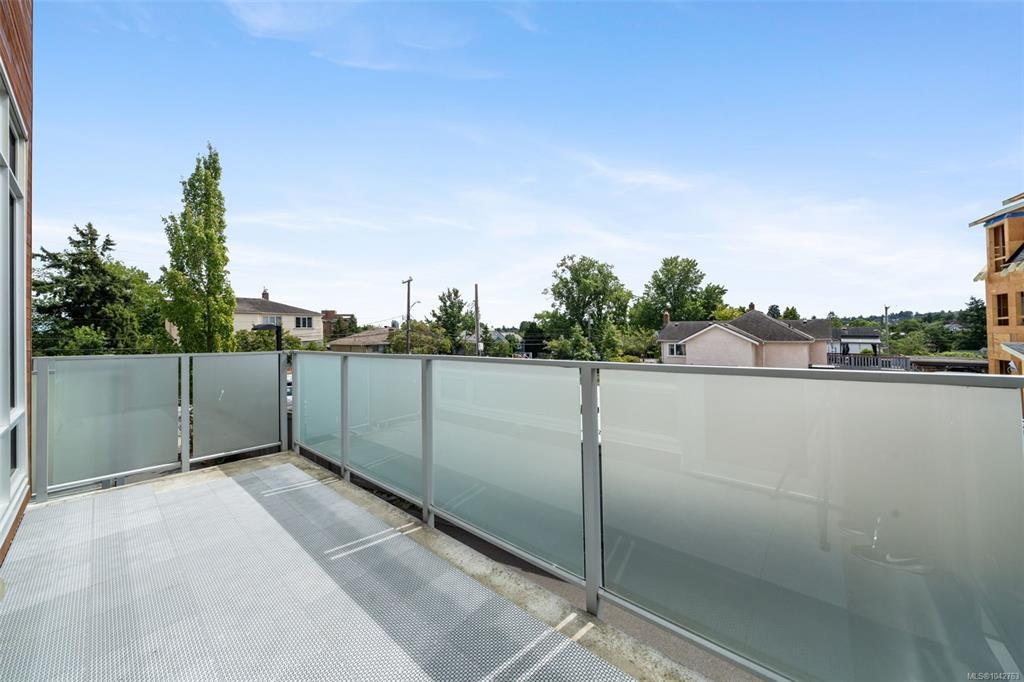 3-2830 Irma Street, Victoria, BC, V9A 1S2 - 16