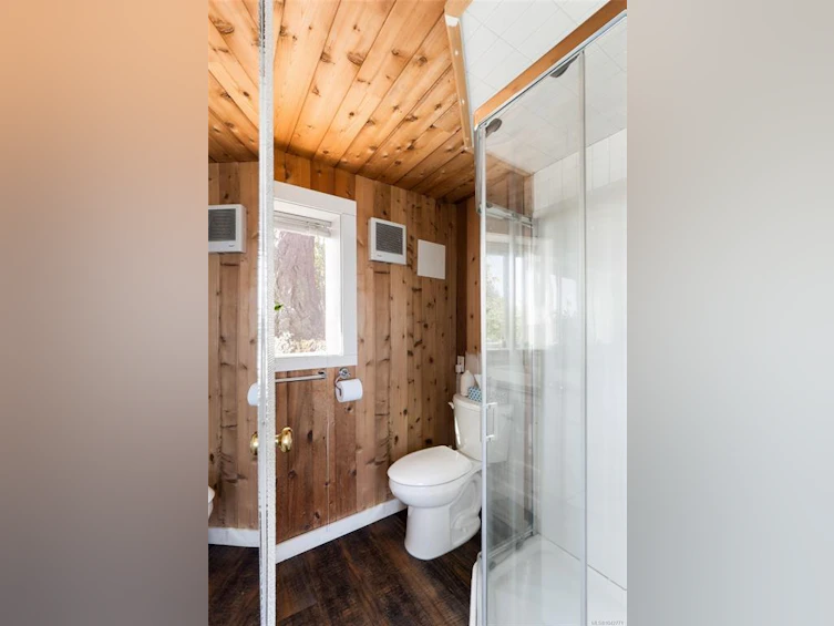 8543 Lochside Drive, North Saanich, BC, V8L 1M5 - 39