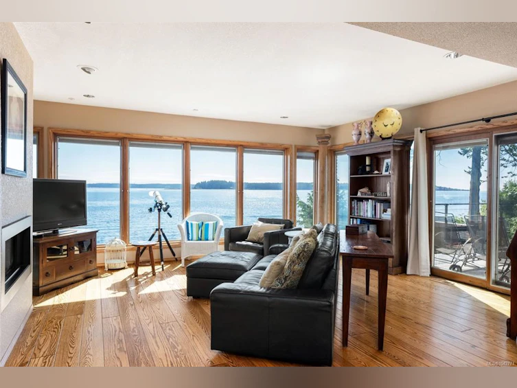 8543 Lochside Drive, North Saanich, BC, V8L 1M5 - 5