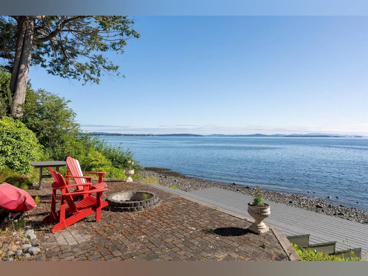 8543 Lochside Drive, North Saanich, BC, V8L 1M5 - 28