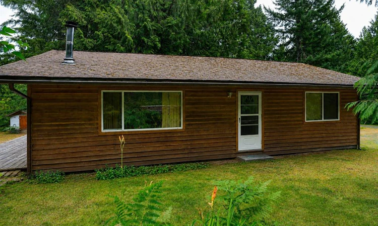 740 Spider Lake Road