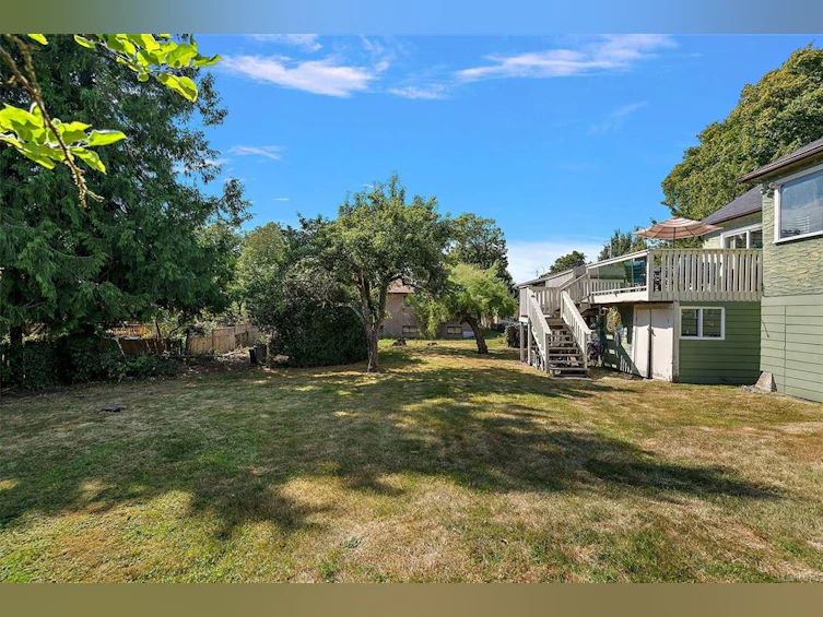 81 Logan Avenue, Saanich, BC, V9A 1H4 - 31