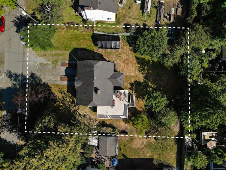 81 Logan Avenue, Saanich, BC, V9A 1H4 - 4
