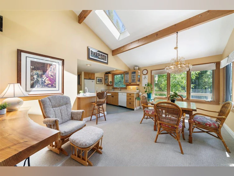 5932 West Saanich Road, Saanich, BC, V9E 2G4 - 10