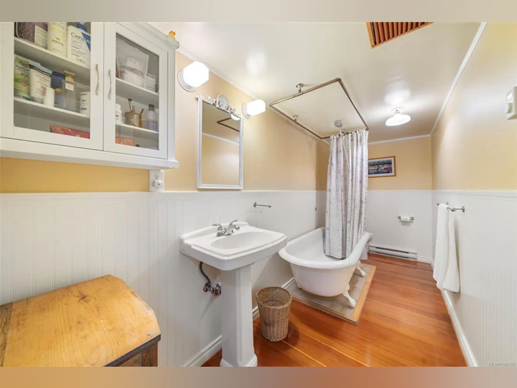 5932 West Saanich Road, Saanich, BC, V9E 2G4 - 15