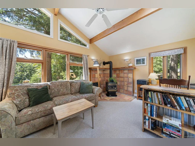 5932 West Saanich Road, Saanich, BC, V9E 2G4 - 11