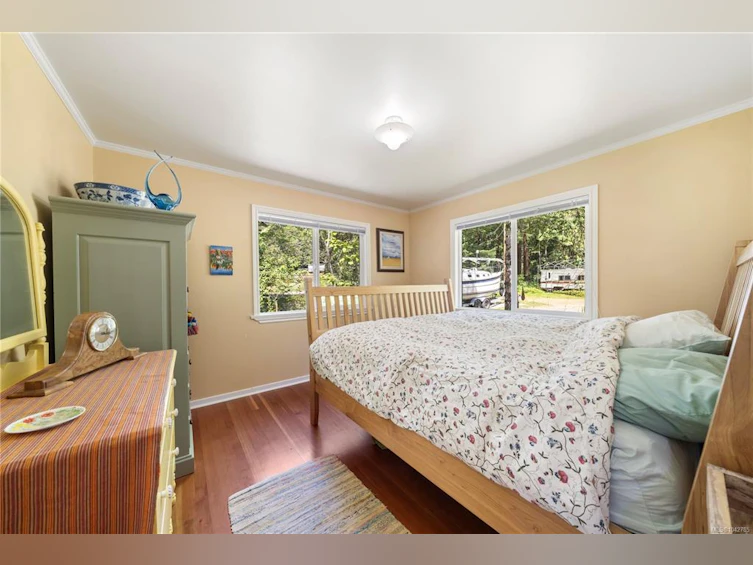5932 West Saanich Road, Saanich, BC, V9E 2G4 - 25