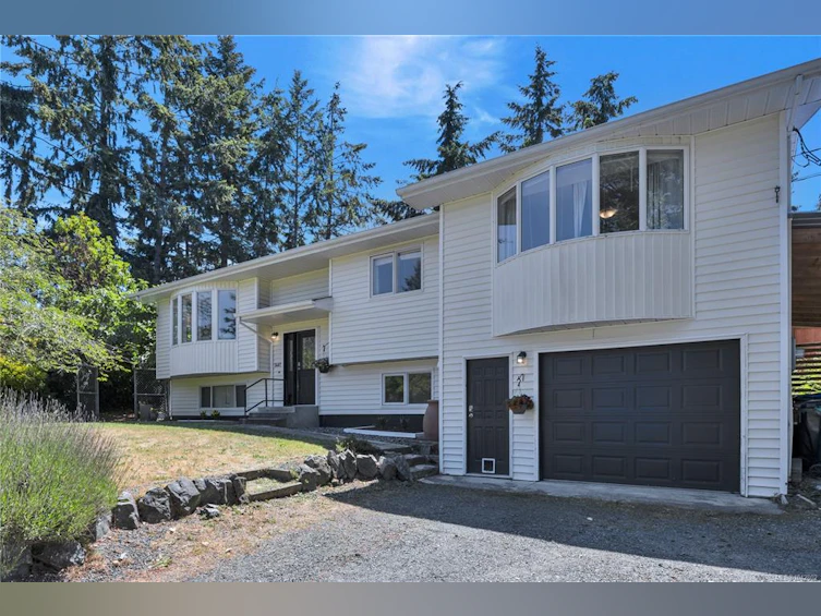 7487 Forest Turn Way, Nanaimo, BC, V0R 2H0