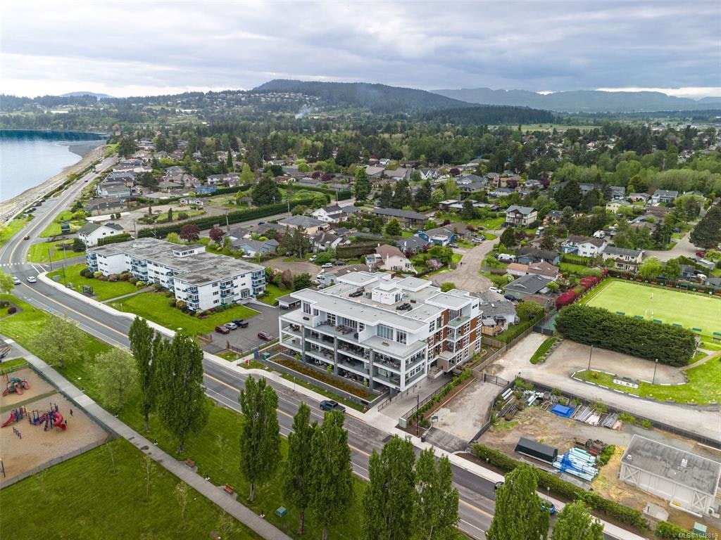 203-9570 Fifth Street, Sidney, BC, V8L 2W5 - 30