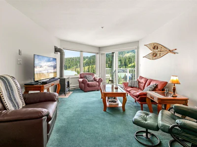 215-1320 Henry Road - 4