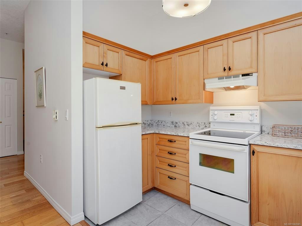 106-455 Kingston Street, Victoria, BC, V8V 1V8 - 9