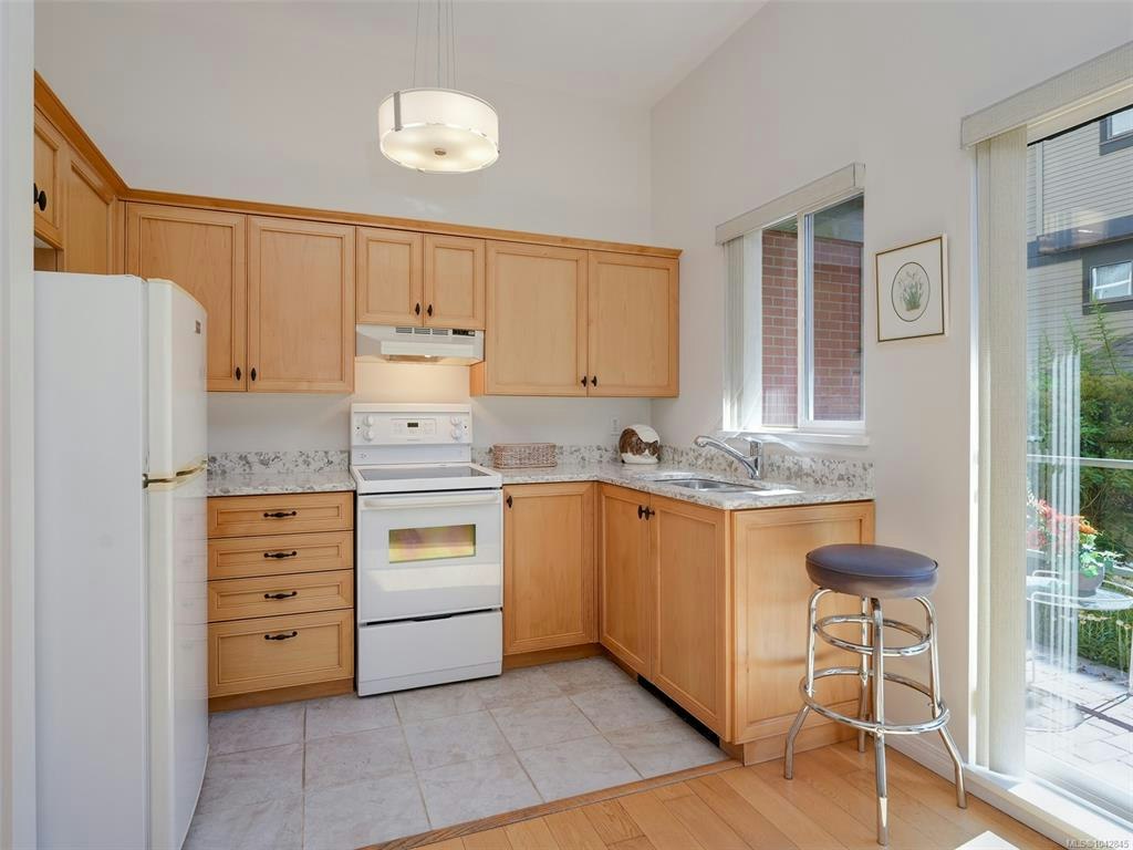 106-455 Kingston Street, Victoria, BC, V8V 1V8 - 10