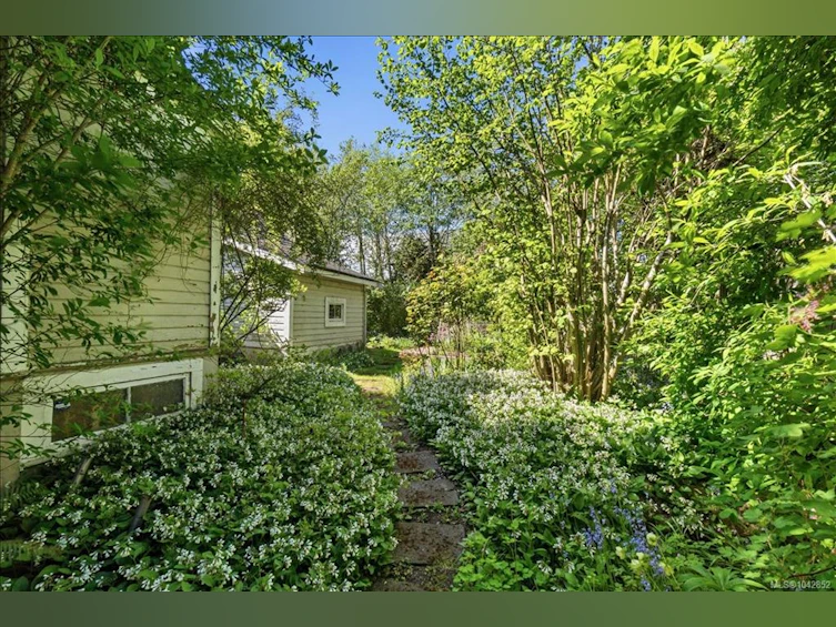 133 Milton Street, Nanaimo, BC, V9R 2K4 - 55