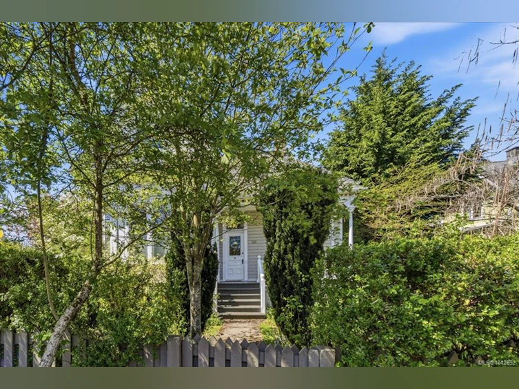 133 Milton Street, Nanaimo, BC, V9R 2K4 - 48