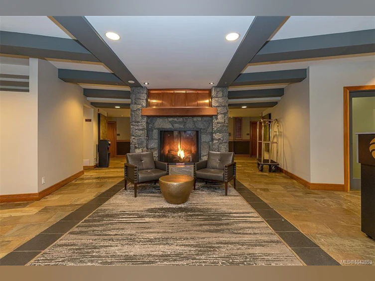 210 B&C-1376 Lynburne Place, Langford, BC, V8S 3J6 - 3