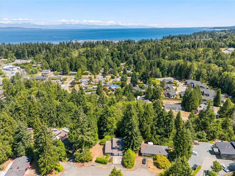 1530 Pacific Crescent, French Creek, BC, V9P 1X6 - 30